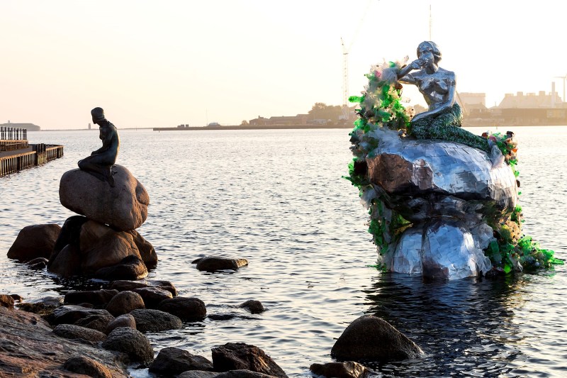 carlsberg-little-mermaid-4